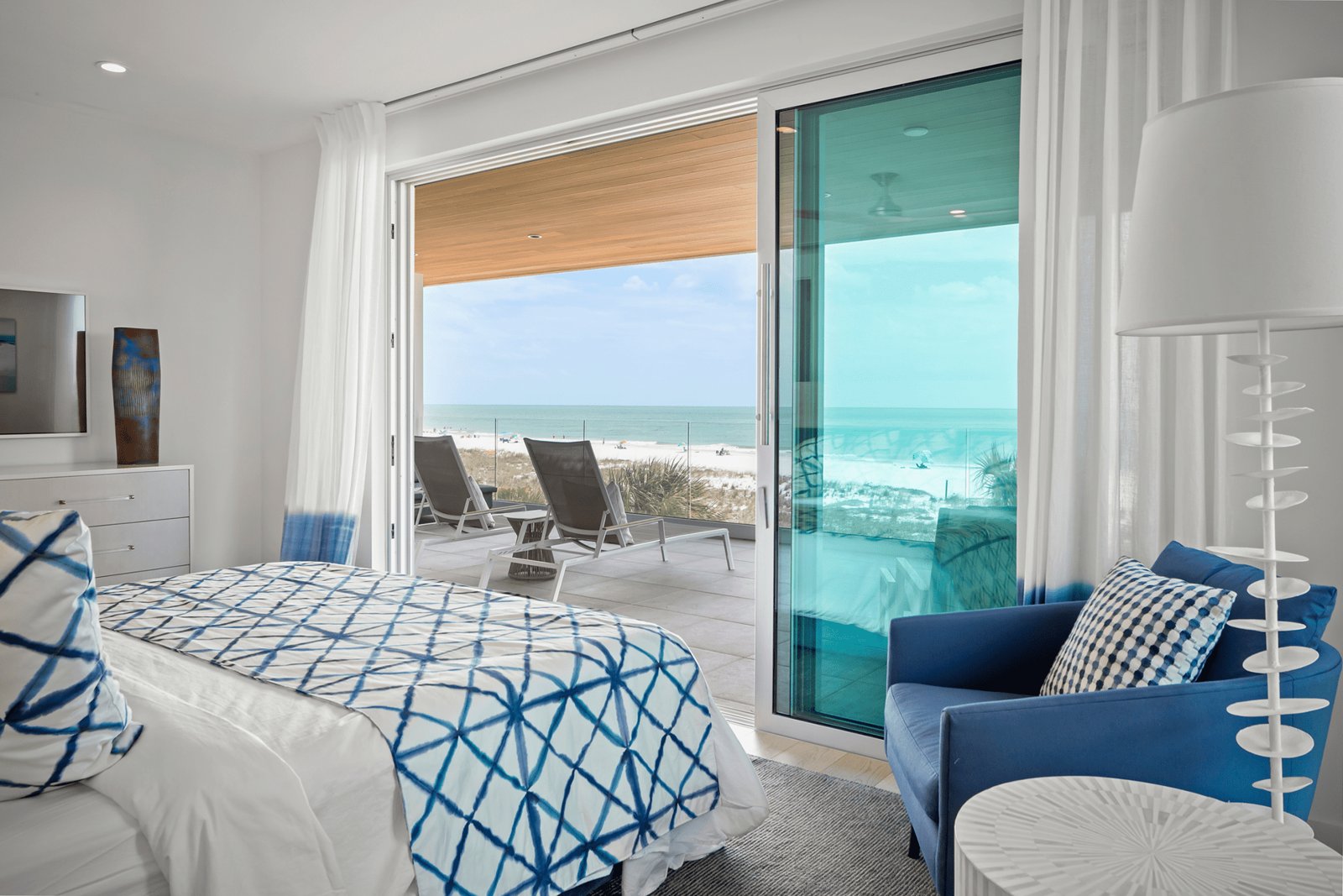 Allen Residence — Euro-Wall folding door system