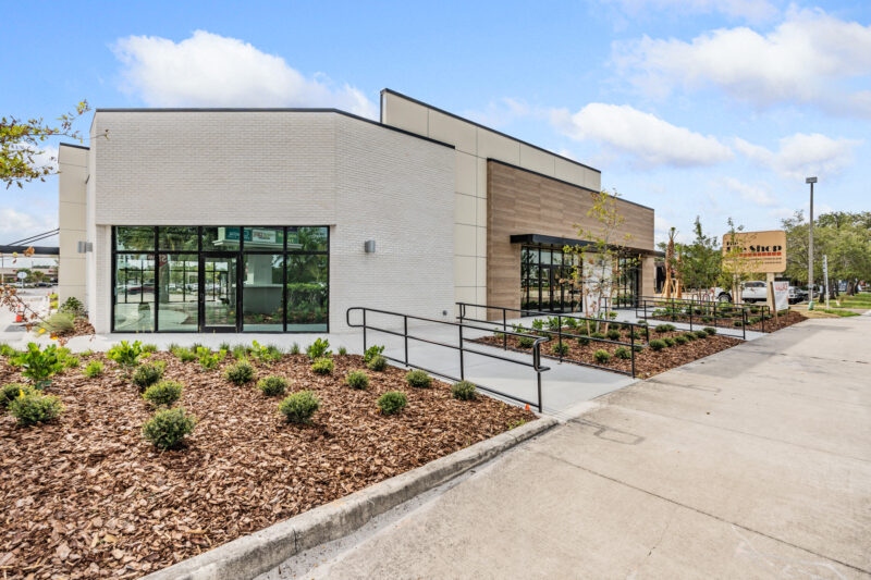 Dale Mabry Retail corner view showing both elevations
