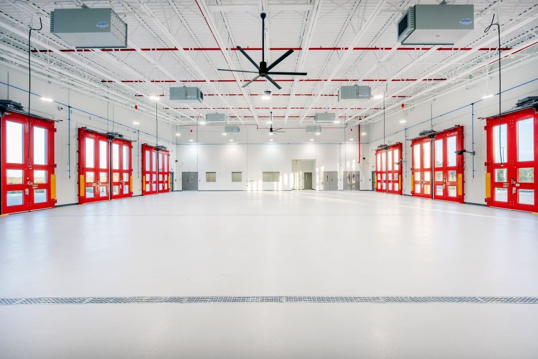 Interior apparatus bay
