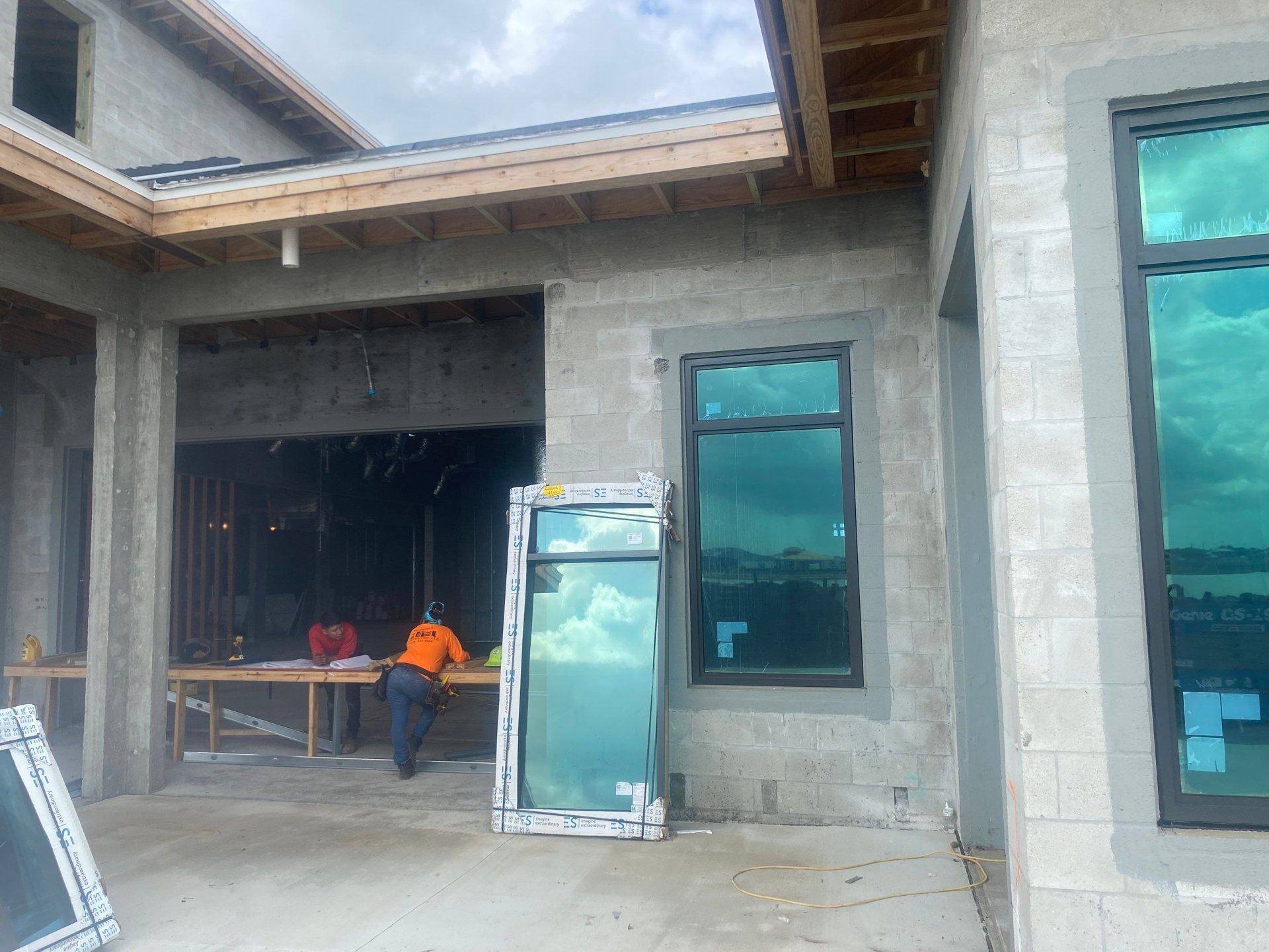 Wild Blue Clubhouse front elevation glazing